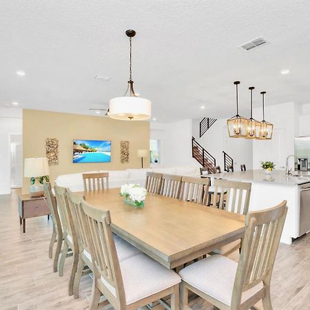 Stunning 9Br Home - Family Resort With Private Pool, Hot Tub, Games Room And Bbq! 基西米 外观 照片