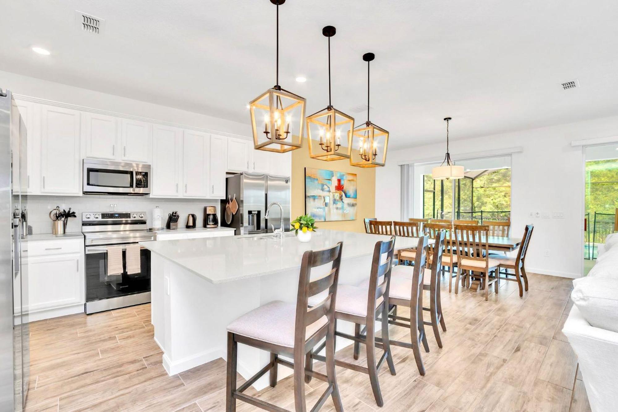 Stunning 9Br Home - Family Resort With Private Pool, Hot Tub, Games Room And Bbq! 基西米 外观 照片
